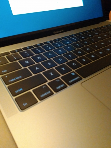 MacBook-Pro13-2017-4