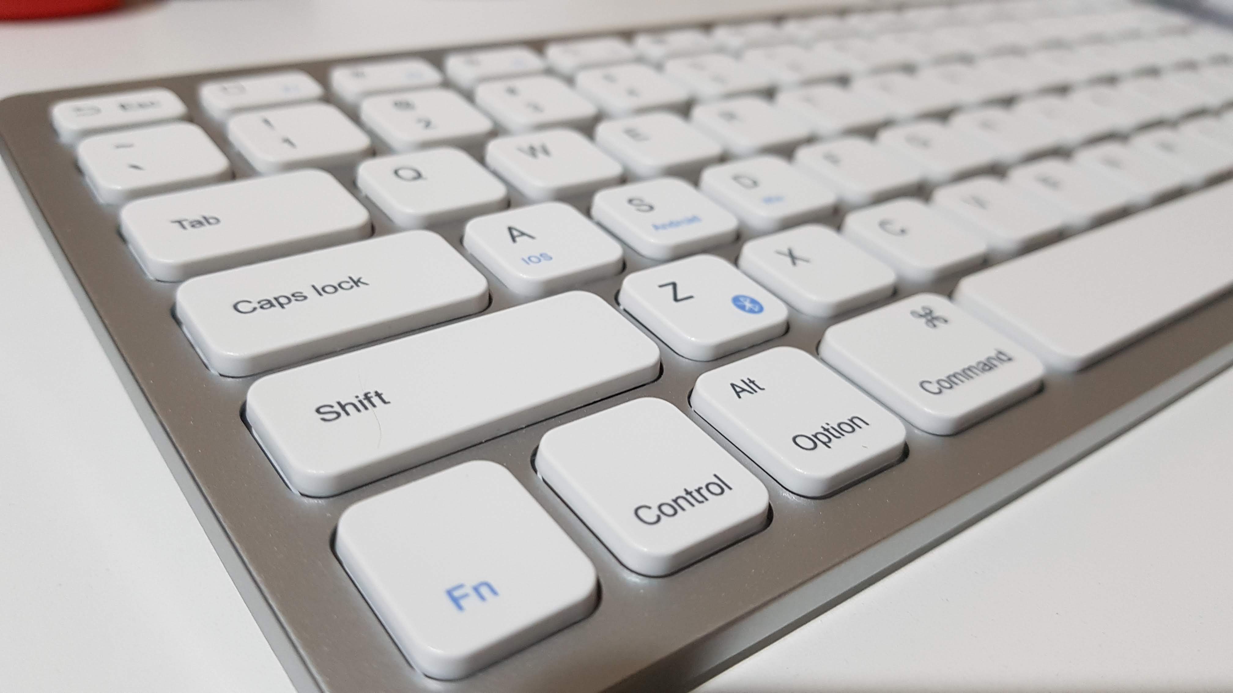 Ultra-Compact-Bluetooth-Keyboard2019